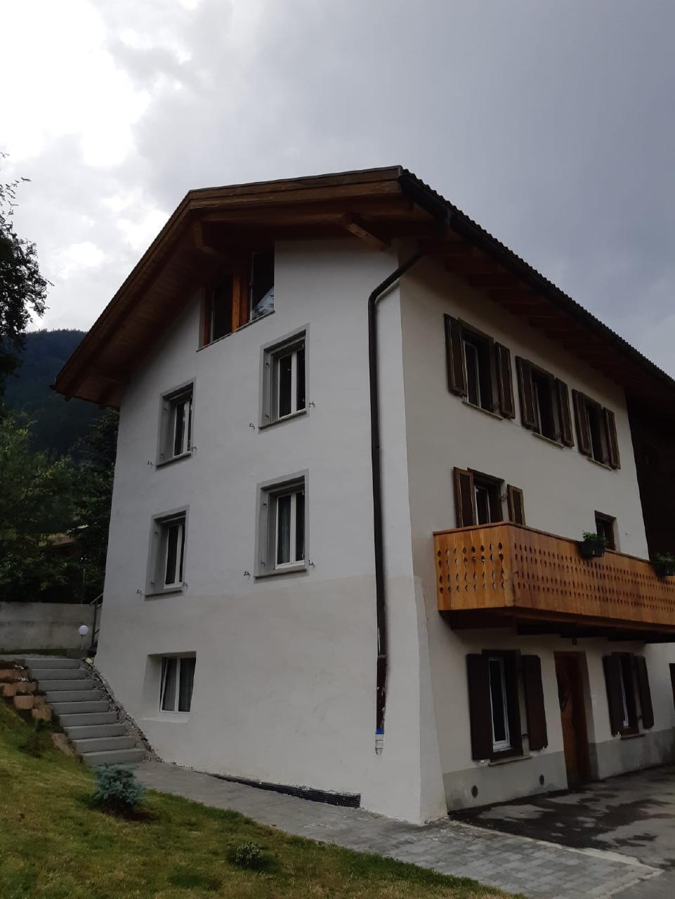 Wohnen im alten Bauernhaus,Wohnung EG Ferienwohnung  Graubünden