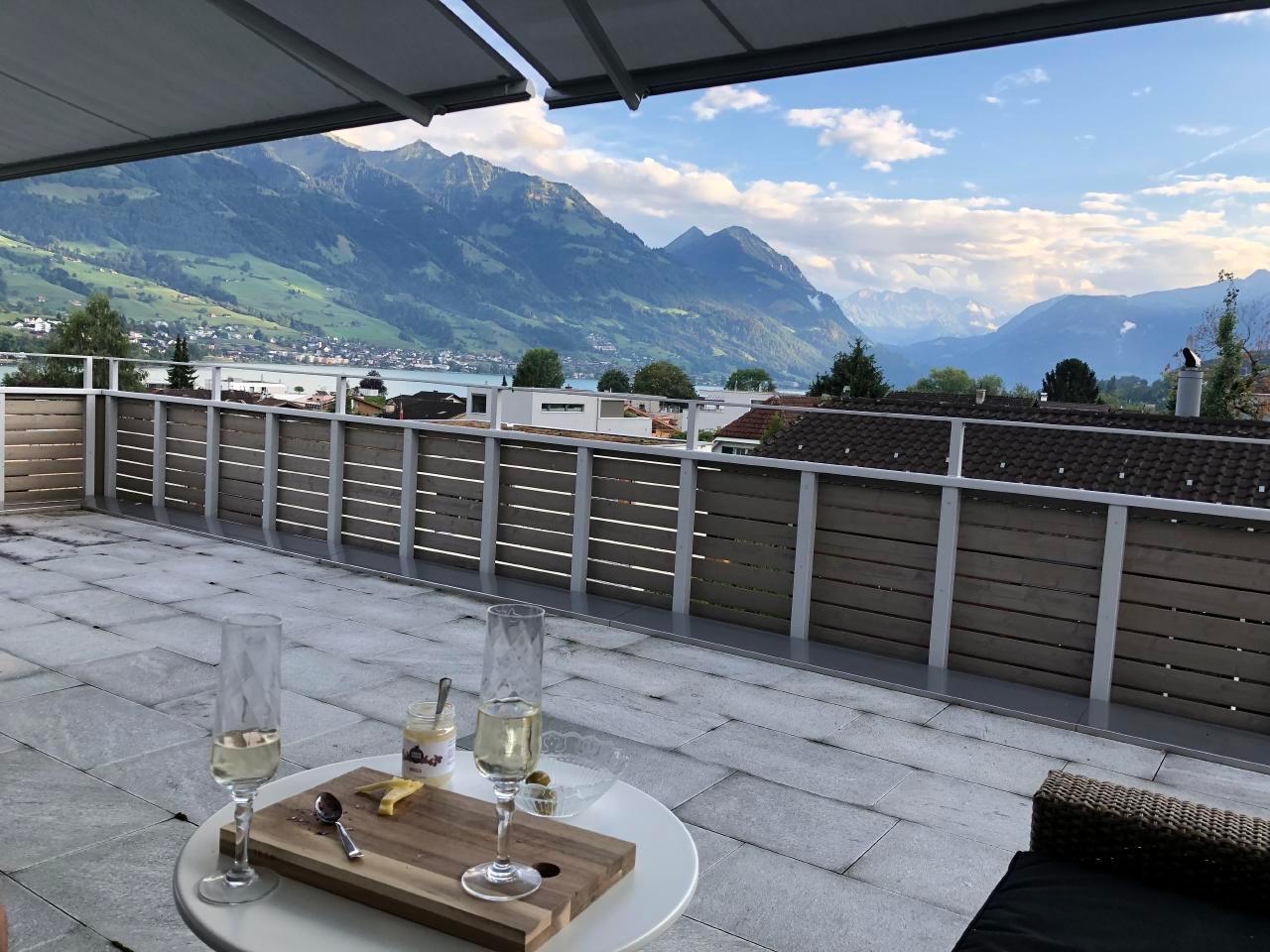 Penthouse Alpenblick (6 Erwachsene & 3 Kinder) Ferienwohnung in der Schweiz