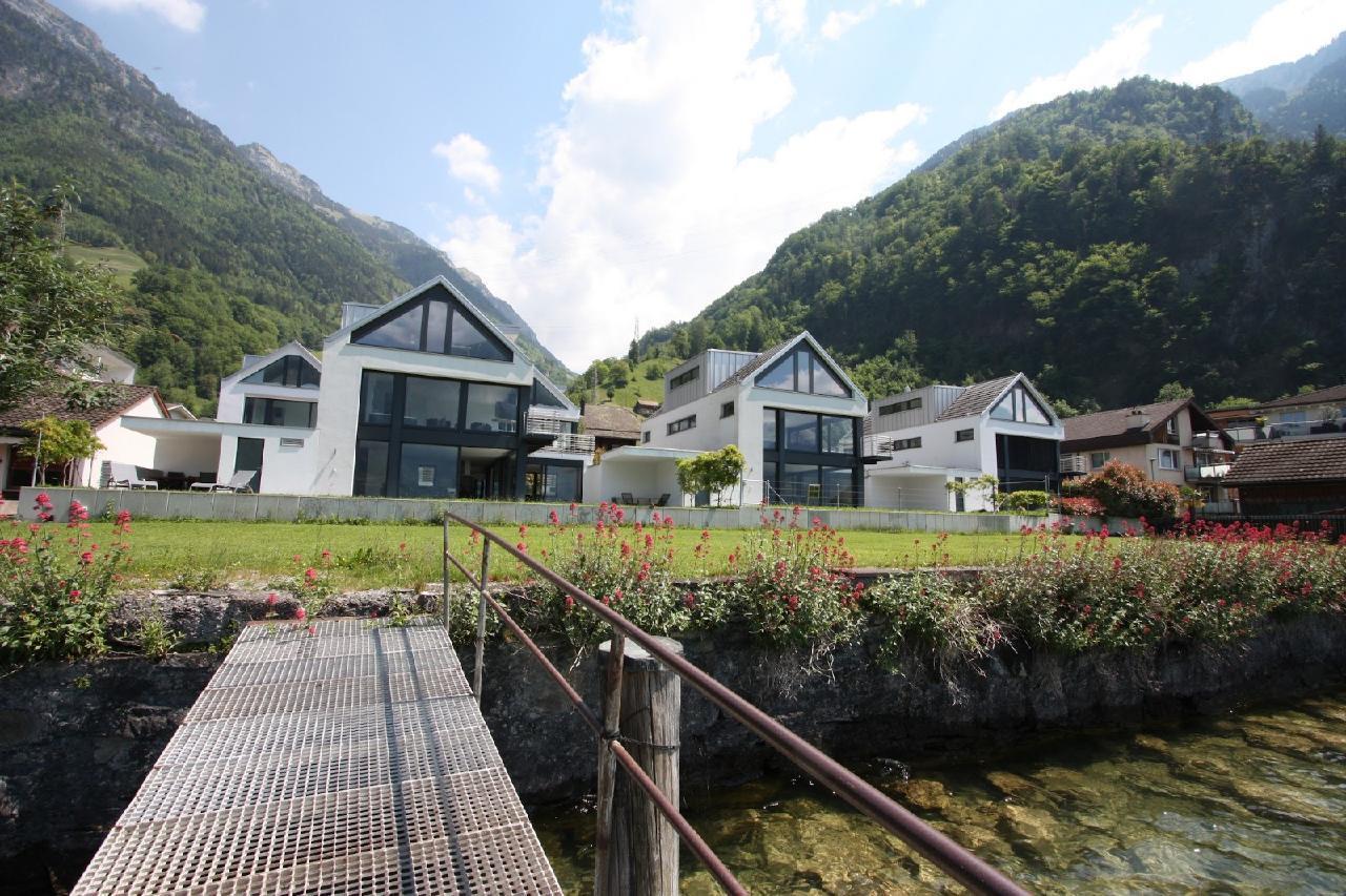 Villa am See 5 / Beach House Ferienhaus in der Schweiz