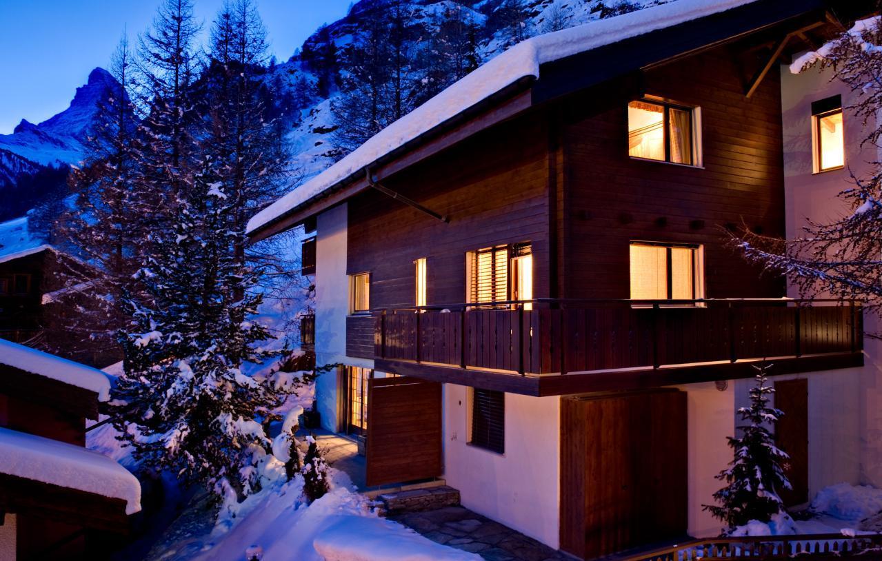 Chalet Zen Zermatt, Freistehendes Chalet an bester Ferienhaus 